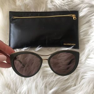 Balenciaga green beveled frame glasses